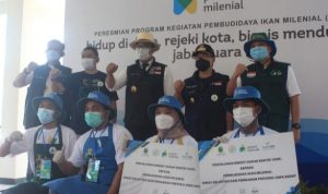 Bank bjb Dukung Milenial Pembudidaya Perikanan Lewat Penyaluran KUR