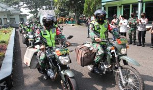 Ringankan Beban Masyarakat, Kodim 0608/Cianjur dan ACT Bagikan Sembako