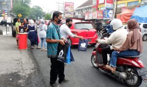 Berdikari Expo Cianjur Berbagi Takjil