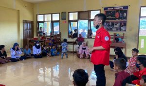 Forpis Cianjur Lakukan Trauma Healing ke Anak-anak Korban Longsor Cibokor Cibeber