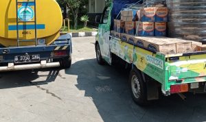 Longsor Terjang Cibokor Cibeber, Perumdam Tirta Mukti Cianjur Kirim Bantuan