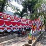 Penjual Bendera Musiman Keluhkan Pembeli Berkurang Hingga 50 Persen