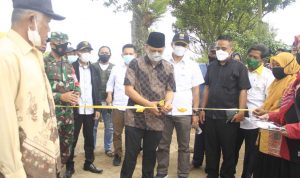 Budhy Setiawan Kembali Resmikan Jalan Usaha Tani di Batulawang Cianjur