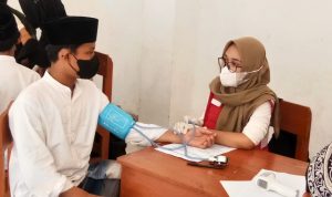 Percepat Herd Immunity, PMI dan Tim Mobile Vaksin Lakukan Vaksinasi Covid-19 di Sejumlah Kecamatan di Cianjur