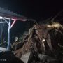 Pohon Raksasa Tumbang, Hancurkan Rumah dan Musala