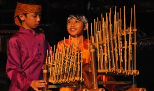 Masyarakat Global Rayakan 11 Tahun Angklung Diakui Dunia