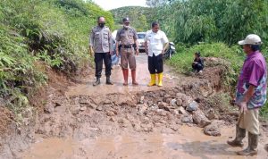 Banjir-Longsor Terjang Takokak