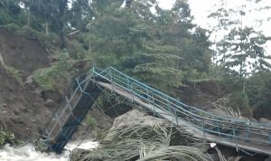 Soal Jembatan Ambruk di Cidaun, Bupati Cianjur: Kita Sudah Mengusulkan ke BNPB