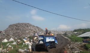 Pemkab Cianjur Putar Otak Tangani Sampah