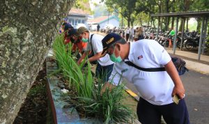 Daop 2 Bandung Hijaukan Stasiun dan Area Kerja, Ini Alasannya…