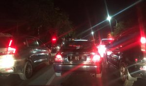 Hingga Malam Hari, Lalu Lintas  Ciranjang Cianjur-Rajamandala Bandung Barat Padat Merayap