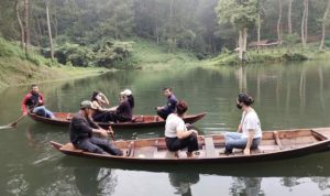 Wisata Alam Cigunung Tugu Takokak Cianjur Diserbu Pengunjung Wisata Alam Cigunung Tugu Takokak Cianjur Diserbu Pengunjung