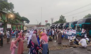 Ratusan Calhaj Kloter 30 Asal Cianjur akan Diberangkatkan Malam Ini