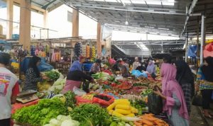 Harga Telur Ayam di Pasar Cipanas Cianjur Tembus Rp31 Ribu per Kilogram