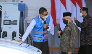 Wapres Ma'ruf Amin Tinjau Kesiapan SPKLU PLN