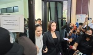 Nikita Mirzani Ngamuk di Persidangan