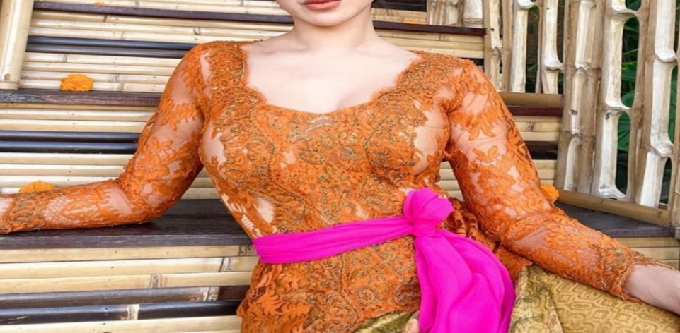 Desahan Kebaya Orange, Durasi 3 menit 7 Detik Viral hingga Trending