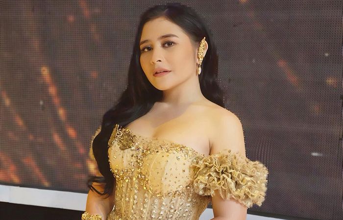 Prilly latuconsina