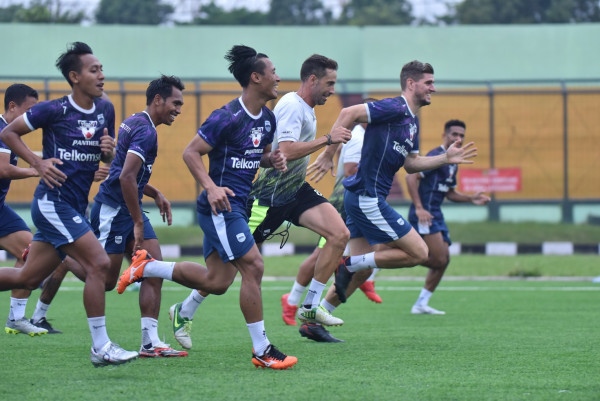 Persib Bertekad Pertahankan Rekor Kemenangan. (persib.co.id)