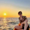 Kameja Tangtop sandal-Outfit Liburan Ke Pantai Kece Parah