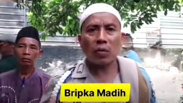 Viral Polisi ‘Palak’ Polisi 100 Juta. (tengkapan layar)