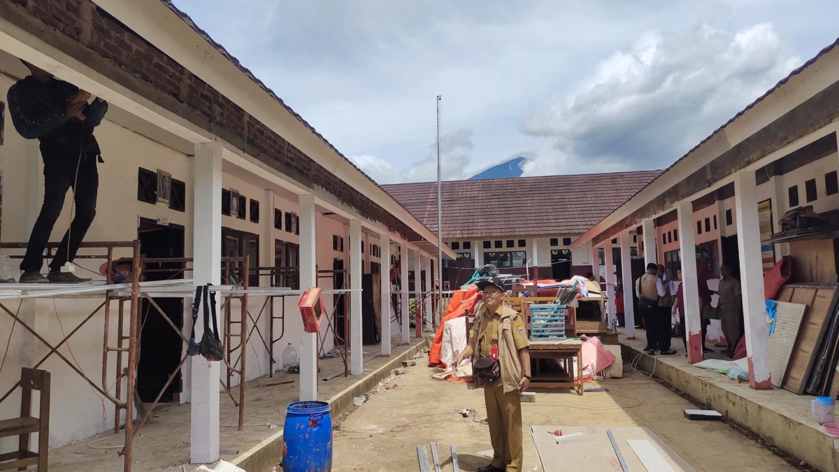 Proses pembangunan sekolah terdampak gempa tidak merata. (dik)