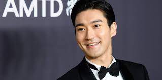 Panutan! Siwon Super Junior Ikut Berpartisipasi Aksi Earth Hour