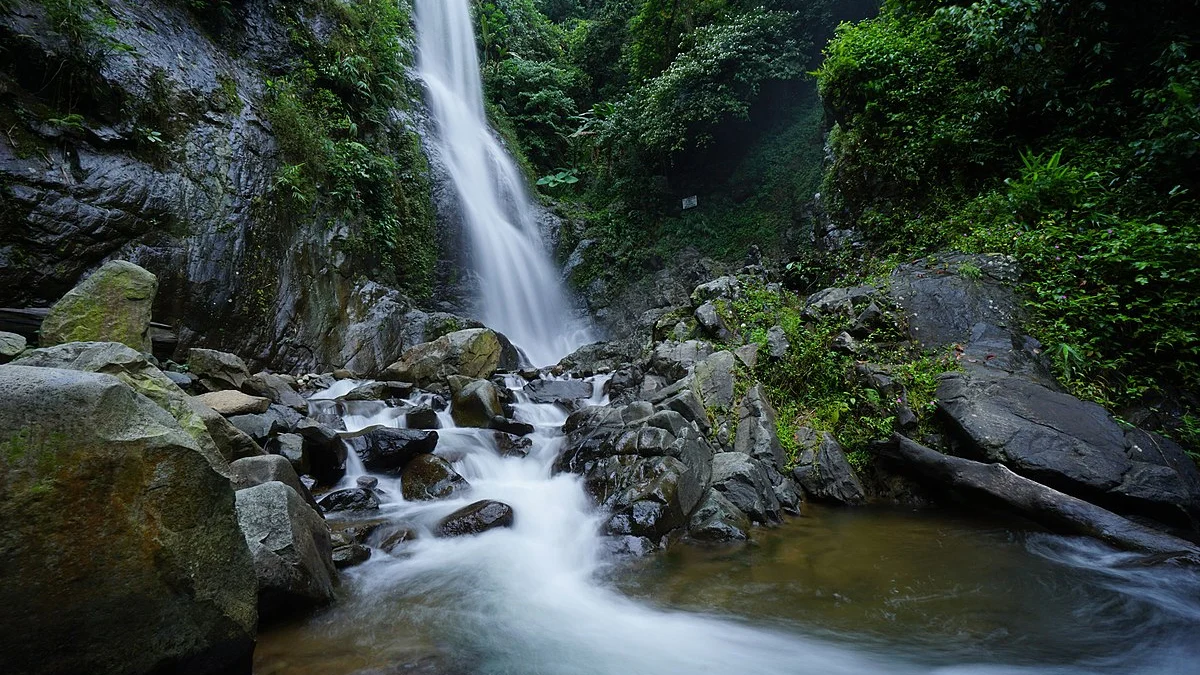 Wisata Karawang Daya Tarik Warga Lokal