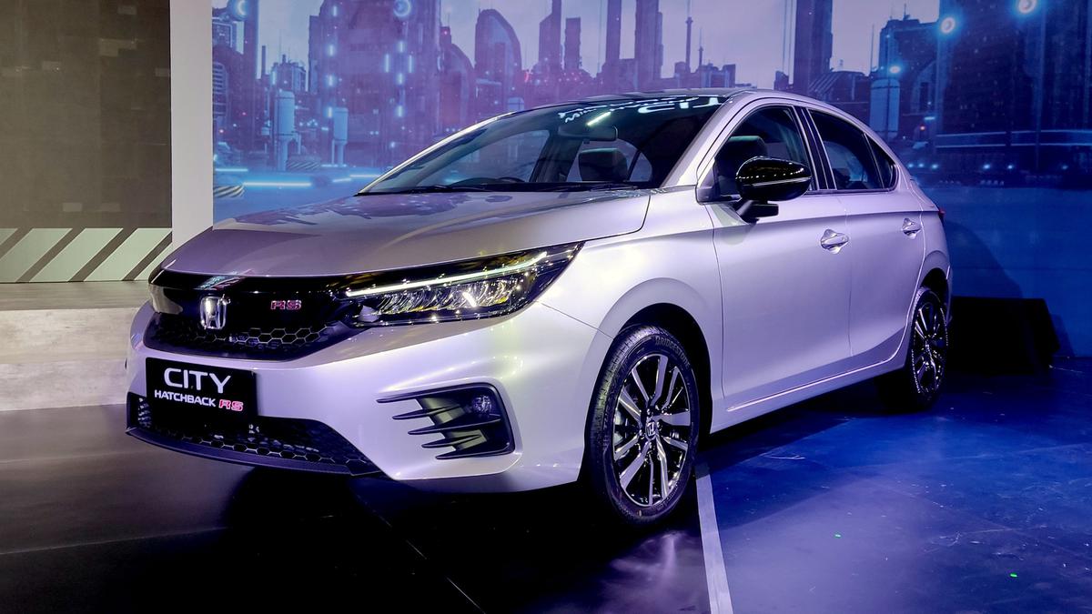 review Honda City 2023 yang akan menjadi pengganti Honda Jazz.