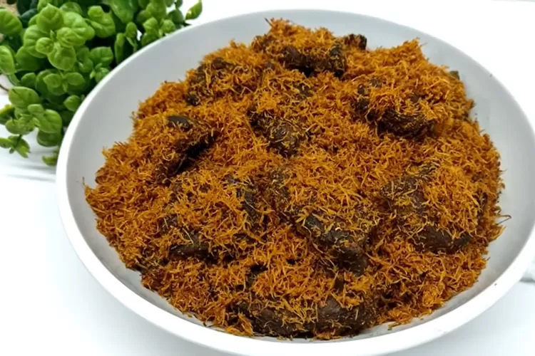 Cara Membuat Serundeng Kelapa Dari Sisa Daging Lebaran