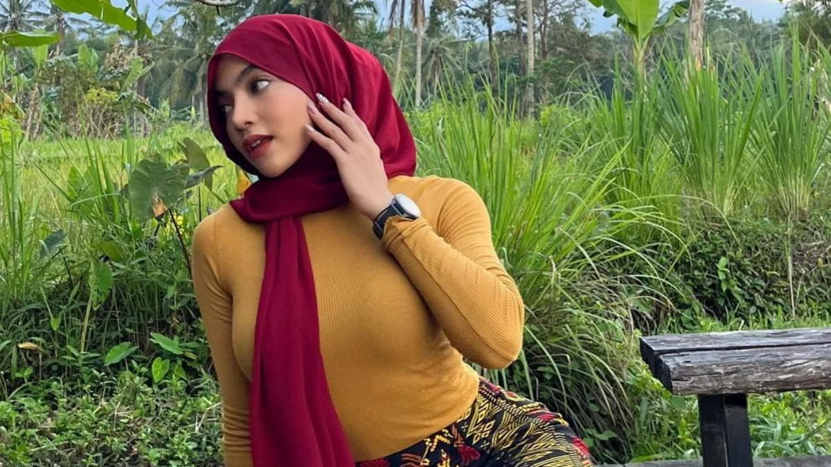 Tiktokers Oklin Fia Ditanya Nikita Mirzani Soal Pacaran dan Keperawanan