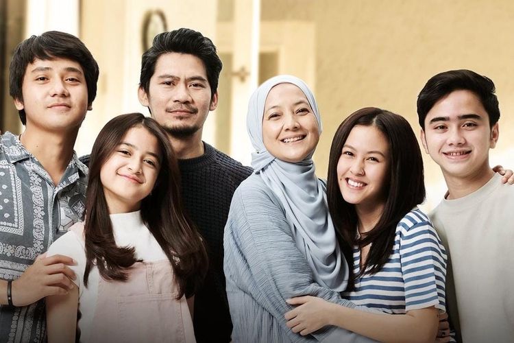 Sinopsis Film Sajadah Panjang, Keluarga dan Sebuah Doa