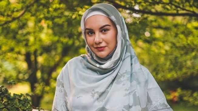 Irish Bella Jalani Puasa & Lebaran Tanpa Ammar Zoni Sang Suami