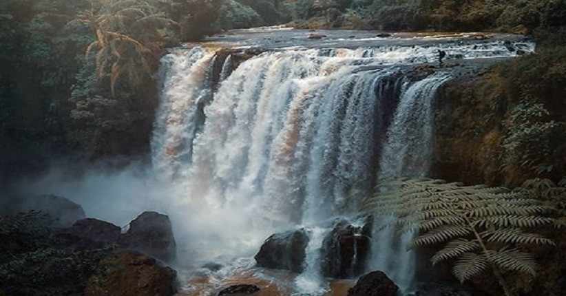 Curug Dadali Cianjur Menyajikan View Spetakuler