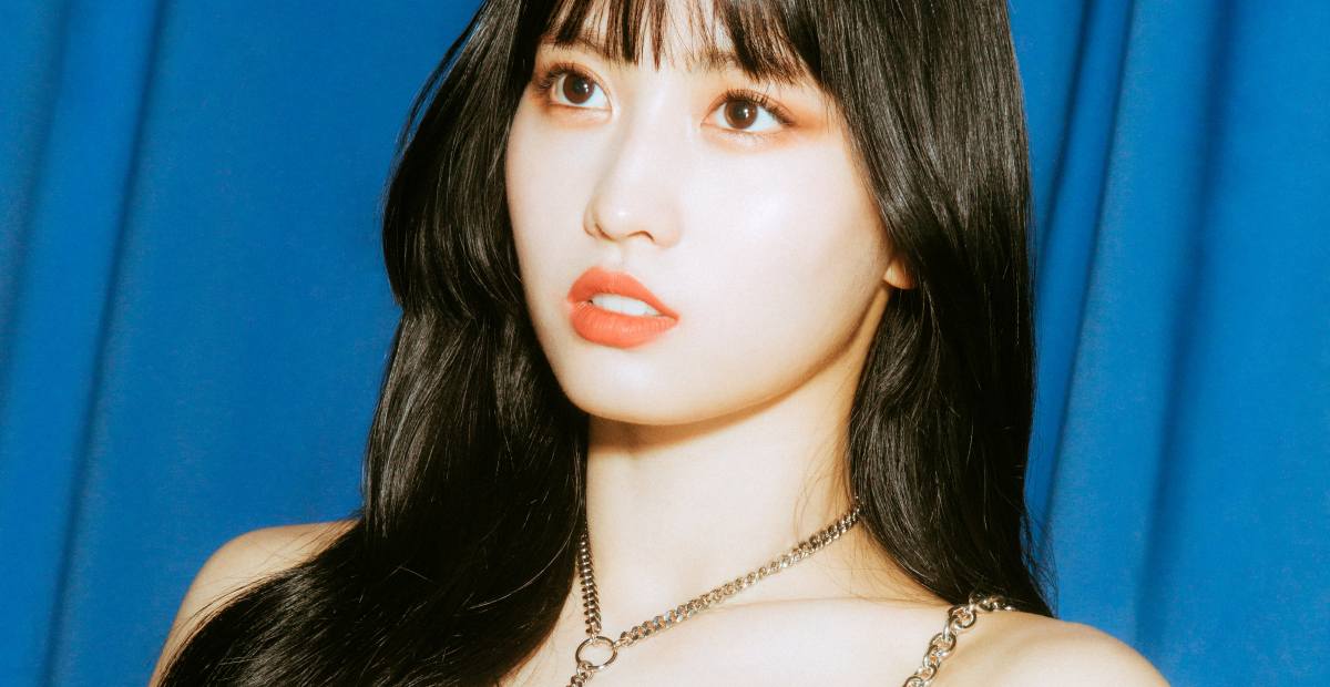 Momo Twice Gemparkan Panggung Konser Tur Dunia ke-5 dengan Dance Machinenya!