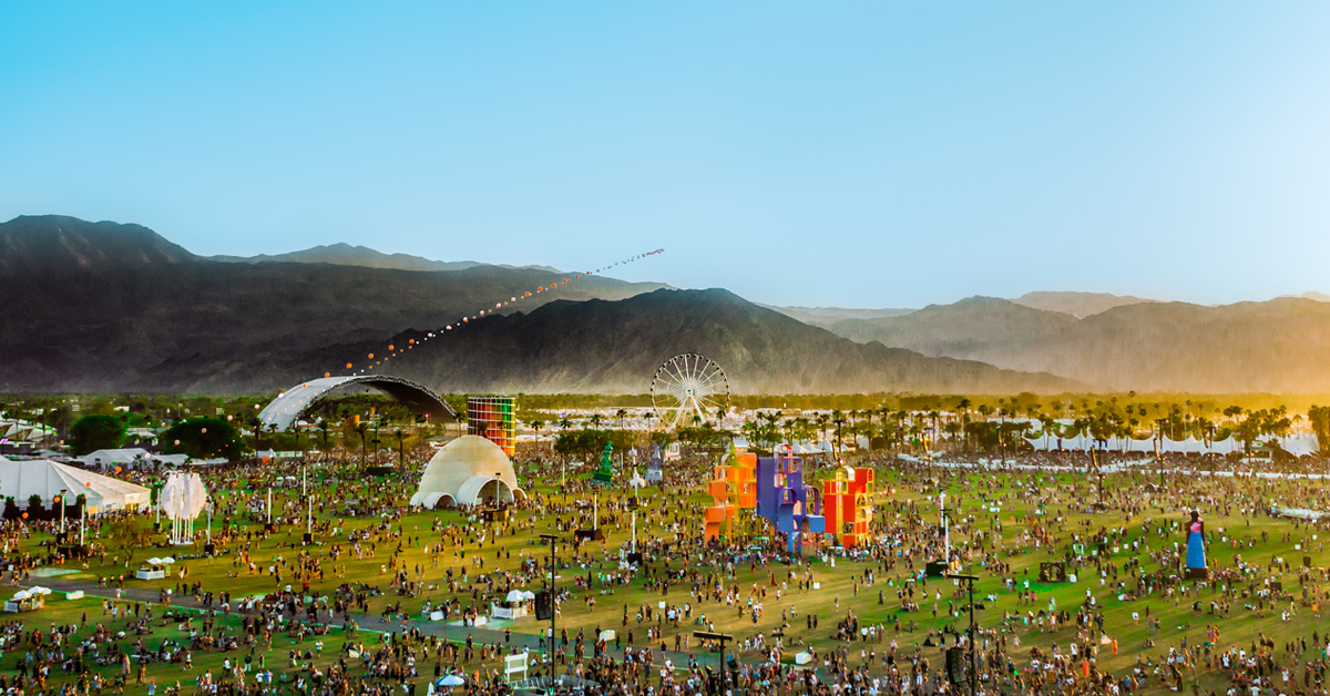 Coachella Disiarkan di  Youtube (Coachella)