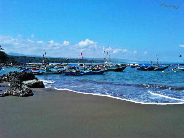 Tempat Wisata Pantai Cianjur Selatan yang Jarang Terjamah, Rekomen Buat Libur Lebaran!