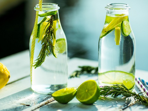 Turunkan Berat Badan Hanya dengan Infus Water