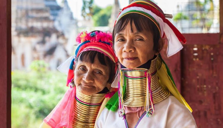 Tradisi Unik Yang Ada di Indonesia: Mengenal Budaya