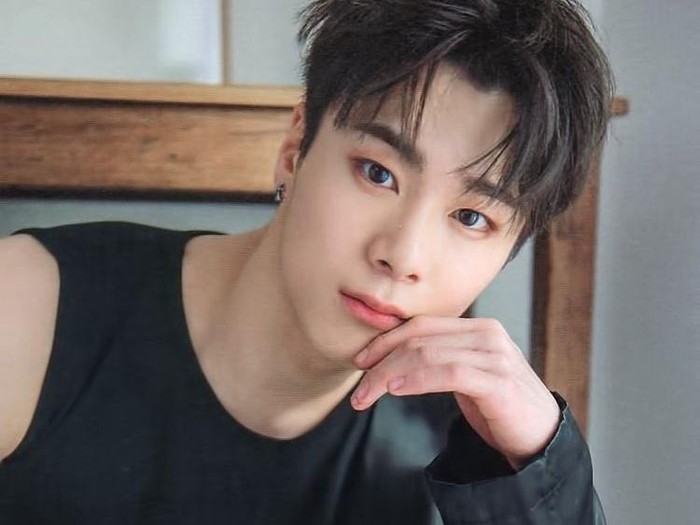 Moonbin ASTRO Bunuh Diri? Ini Fakta Dibalik Kematian Idol Kpop Tersebut!