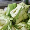 Cara Membuat Anyaman Ketupat Untuk Pemula