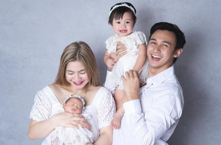 Felicya Angelista dan Immanuel Caesar Hito Panik Putri Bungsunya Sakit saat Liburan