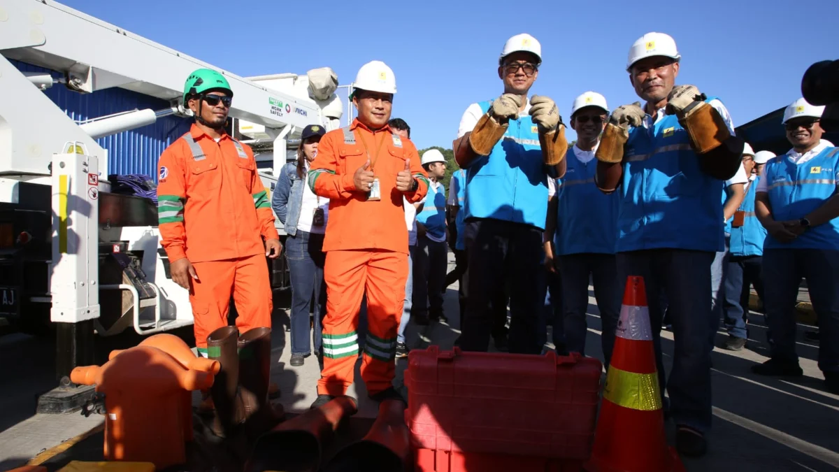 Siap Sukseskan KTT ASEAN di Labuan Bajo, Dirut PLN Pimpin Apel Siaga Kelistrikan bersama Gubernur NTT