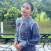 Nampak Mempesona Prilly Latuconsina Memakai Dress Cornflower