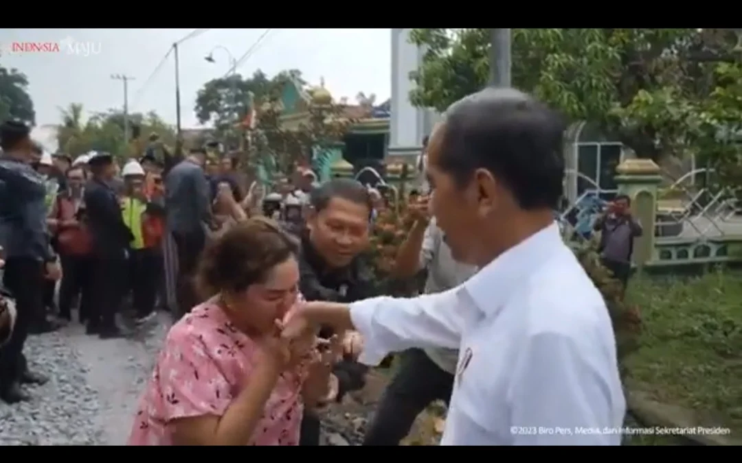 hal unik kunjungan Jokowi ke Lampung. 