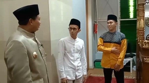 Wagub Jabar Uu Kunjungi Imam Korban Pelecehan WNA