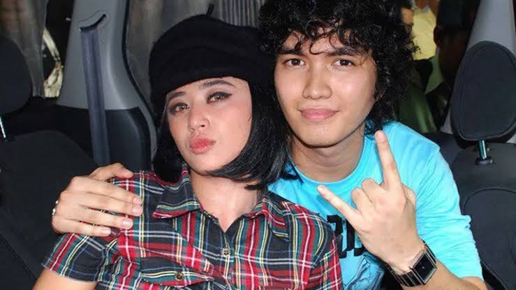 Aldi Taher bilang I Love Dewi Persik saat wawancara