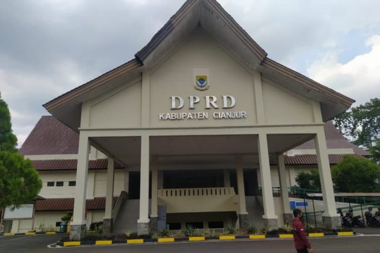 786 Bacaleg Berebut 50 Kursi DPRD Cianjur