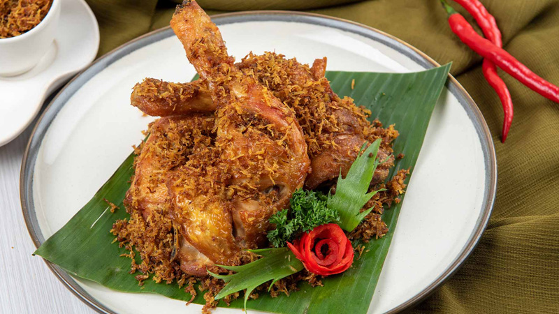 Resep Ayam Serundeng Menu Makan Favorit Keluarga