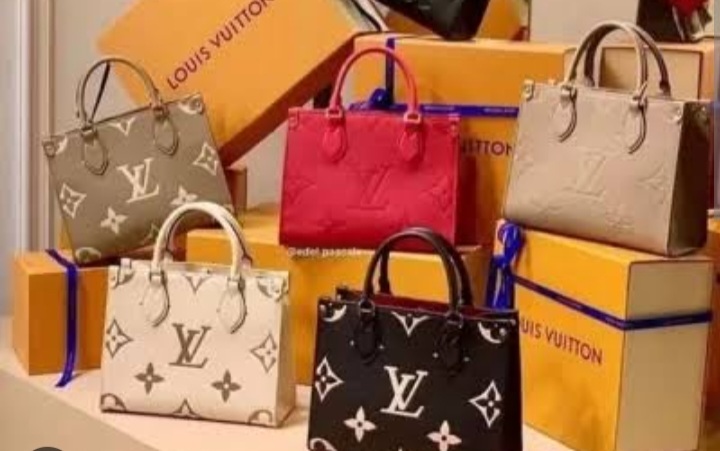 Beli Tas Louis Vuitton Hanya Dengan Koin Rp1000